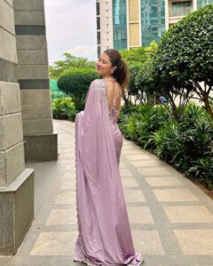 Aditi Bhatia Instagram - only comment allowed is ‘uffff’ 🤭💜