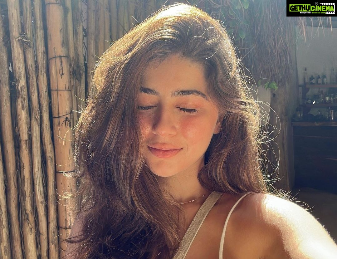 Aditi Bhatia Instagram - forgot about selfies lately