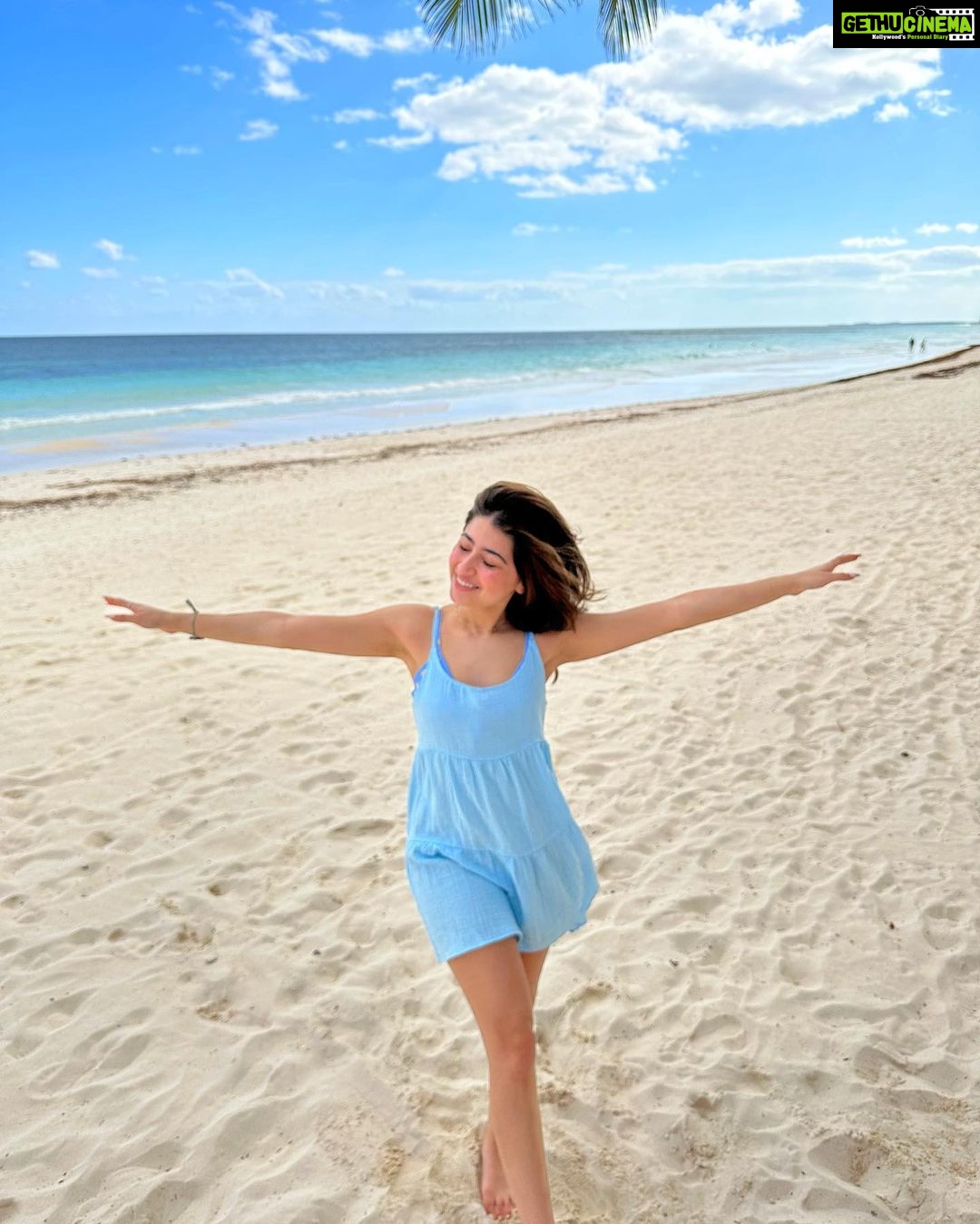 Aditi Bhatia Instagram - no i’m not stopping an auto …. Tulum, México