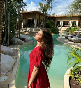 Aditi Bhatia Instagram - ❤️

@hotelmuare