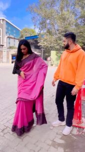 Aishwarya Khare Instagram - Areeee mein toh Chashma Dhund Raha tha 🤣🤣🤣🤣 #bhagyalakshmi #funnyreels