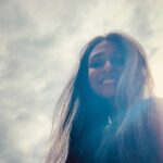 Aishwarya Khare Instagram - Most touristy i’ve been in all my life 🤭 . Clicked by my amazing tourist guide/Driver He was a Pro 😀 . 💙💙 . #rediscovering #byebye2022