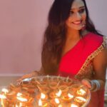 Aishwarya Khare Instagram - ऐसे नैनों की बातों में कोई क्यों ना आए. 🥰✨