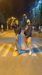 Aishwarya Khare Instagram - Jhume Jo Pathan With A Twist 🤪🤣😝 #reels #jhumejopathaan