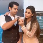 Aishwarya Sharma Bhatt Instagram – I can’t get over Daya & Jetha 😂 and the Epic end 😂😂

#aishwaryasharma #neilbhatt #dayaben #jethalal #tarakmehtakaultachashma #funnyreels #instatrending #reelitfeelit