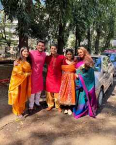 Aishwarya Sharma Bhatt Instagram - शुभ लग्न ❤️ #wedding #weddingseason #marathimulgi #marathiwedding #couplegoals #mytribe