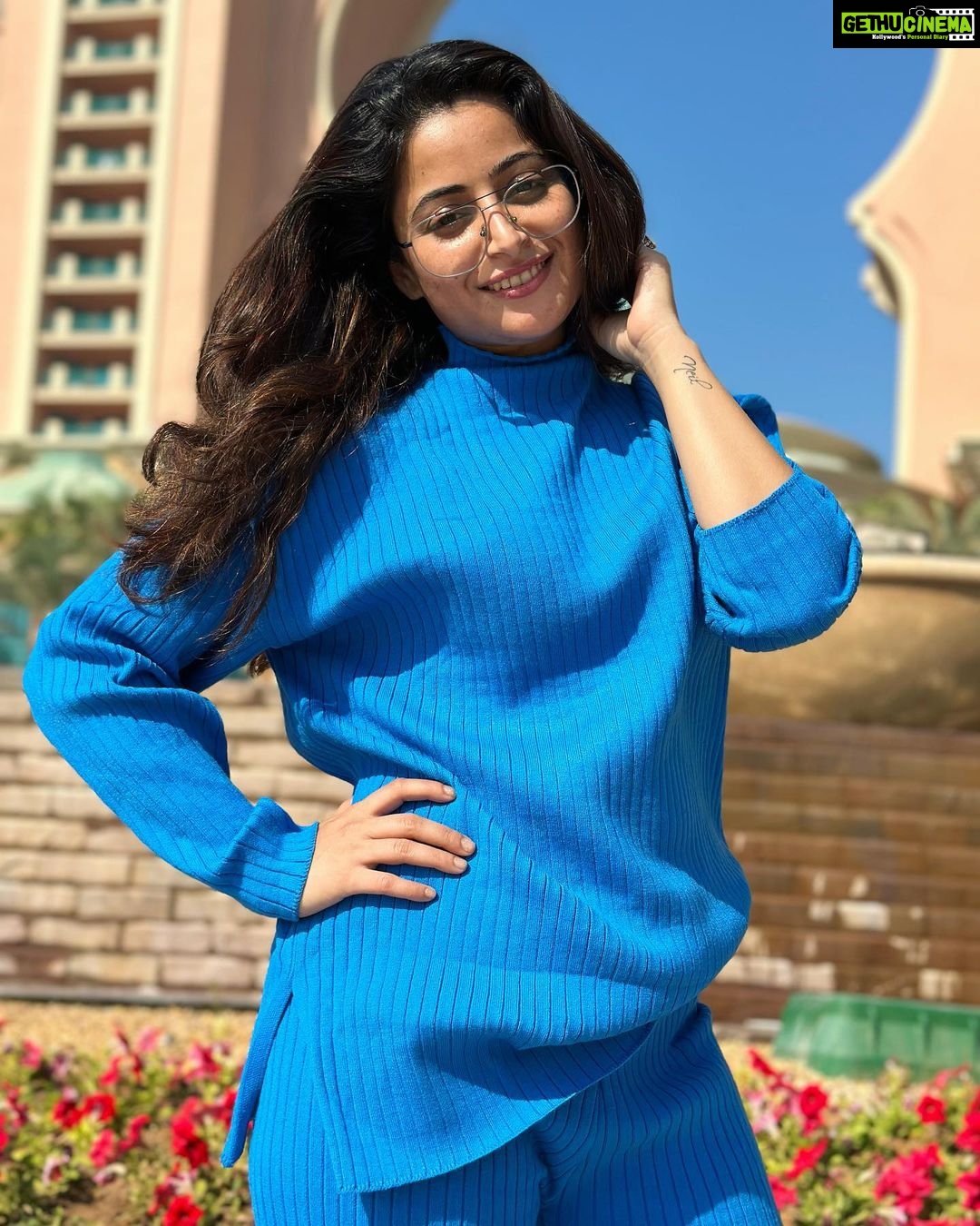 Aishwarya Sharma Bhatt Instagram - Blue💙 Thankyou so much @kayak_in for this memorable trip again 😊 Outfit: @pankhclothing Stylist: @styling.your.soul #aishwaryasharma #dubaidiaries #ad #sponsored #atlantis #explore #loveatfirstsight #shorttrip #fundays #stayhappy Atlantis, The Palm