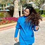 Aishwarya Sharma Bhatt Instagram - Blue💙 Thankyou so much @kayak_in for this memorable trip again 😊 Outfit: @pankhclothing Stylist: @styling.your.soul #aishwaryasharma #dubaidiaries #ad #sponsored #atlantis #explore #loveatfirstsight #shorttrip #fundays #stayhappy Atlantis, The Palm