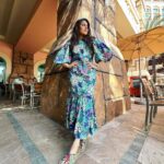Aishwarya Sharma Bhatt Instagram – Dil garden garden ho gaya 🌸💐

Outfit: @myfywish 
Stylist: @styling.your.soul 

#dubai #dubaidiaries #atlantis #traveldiaries #freshlikeaflower #aishwaryasharma #ootd #fashioninsta #stayblessed