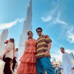 Aishwarya Sharma Bhatt Instagram – Burj khalifa ❤️
@bhatt_neil 😘❤️🧿
Styled by – @poojadargad_25_
Wearing – @meeamifashion
Footwear: @callalilies.in
PR @styling.your.soul
#dubai #dubaidiaries #burjkhalifa #beautifulview #couplegoals #neilkiaish #aishwaryasharma #neilbhatt #triptodubai #ootd #fashioninspo #fashioninsta #stayhappy