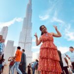 Aishwarya Sharma Bhatt Instagram – Burj khalifa ❤️
@bhatt_neil 😘❤️🧿
Styled by – @poojadargad_25_
Wearing – @meeamifashion
Footwear: @callalilies.in
PR @styling.your.soul
#dubai #dubaidiaries #burjkhalifa #beautifulview #couplegoals #neilkiaish #aishwaryasharma #neilbhatt #triptodubai #ootd #fashioninspo #fashioninsta #stayhappy