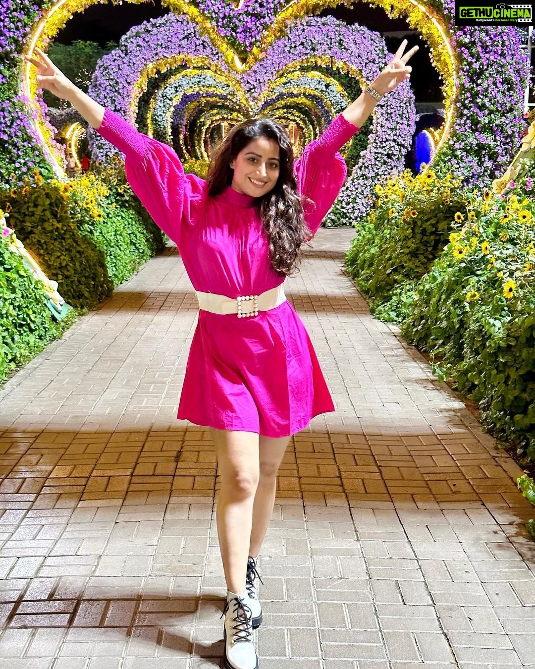 Aishwarya Sharma Bhatt Instagram - Fly above the Negativity 😇🧿 Outfit: @polagoclothing Pr: @socialpinnaclepr Styling: @styling.your.soul #aishwaryasharma #positivitybreedspositivity #ootd #fashioninsta #prettydress #rockit