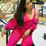 Aishwarya Sharma Bhatt Instagram – Somewhere on 🌍

PC @bhatt_neil ❤️😘

Styling @styling.your.soul 
Outfit @24dressy 
 
#aishwaryasharma #somewhereonearth #surprise #annyversary #1stanniversary #neilkiaish