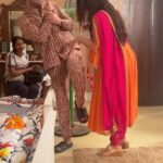 Aishwarya Sharma Bhatt Instagram - Darpok 😂😂😂 @vihansometimes #throwback #monday #prank #ghumhaikisikeypyaarmeiin #bts #pakhi #mohit #stayhappy