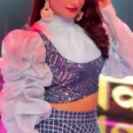 Aishwarya Sharma Bhatt Instagram – Finale #ravivaarwithstarparivaar 💙

Thankyou @karishmasalian6 & @kosha21 for convincing me to wear this dress🤪 beautiful it is as always🤗❤️
Hair by @farhastylist 
Makeup by @smriti_bhowmick256 

#mannjogiya #ghumhaikisikeypyaarmeiin #pakhi #aishwaryasharma #bts #lehenga #fashionstyle #fashioninsta #instatrending #trendinyreels #reelitfeelit #loveit #stayhappy