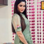 Aishwarya Sharma Bhatt Instagram – Hola Señora 😃

Wearing @ambraee_ 
Styling @styling.your.soul 

#aishwaryasharma #ootd #prettydress #casuals #fashion #fashionista