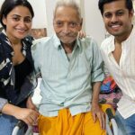 Aishwarya Sharma Bhatt Instagram - My Dadaji( Bade papa) “Shree Bhagwati Prasad Ji Sharma” he left us on 30th October 2022. He was an lnspiration, a great Artist, a best Father and a bestest Grandfather. He loved us all unconditionally, specially in my wedding he build all his strength and participated in all the rituals, I can’t forget that thing he said to me “नानी थारो मांडो(शादी)करी के जाऊँगा” and the phrase he use to say “कर भगवत् कर सबका भला” so as he did. I wish I could keep you here forever with me but it’s life. You and your blessings will always remain with me, you will be in my heart forever bade papa I miss you so much I love you 🥹 May your soul rest in peace 🙏🏻❤️