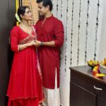 Aishwarya Sharma Bhatt Instagram - Our First Diwali 🪔❤️🙏🏻 Happy Diwali🙏🏻 & Happy New Year 🥳 Wearing @lavanyathelabel PR @issavibe_pr #diwali2022 #happynewyear #neilkiaish #couplegoals #stayhappy #stayhealthy