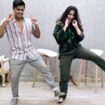 Aishwarya Sharma Bhatt Instagram – Aafatttttt 😂😂😂

#trendingreels #instatrends #aishwaryasharma #neilbhatt #aafat #liger #vijaydevarakonda #ananyapandey