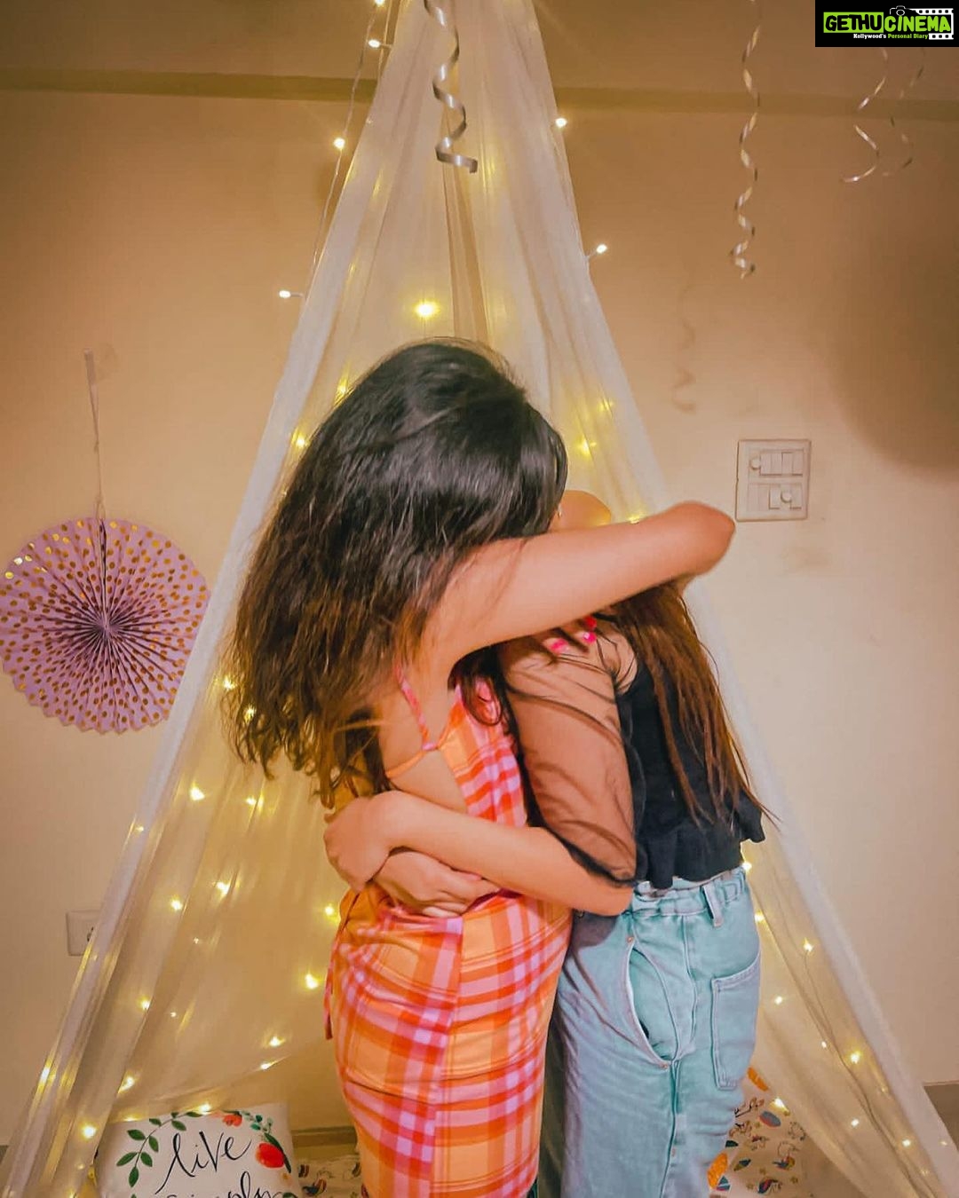 Alice Kaushik Instagram - My baby girl, My Pillar of strength, My sister, My first love, My romance, My cheerleader, I’ve seen you turn from a little baby into this beautiful, smart, wise , funny, patient , kind , strong and graceful woman over the years and I couldn’t be more proud. I wish you nothing but a hell lot of love and success in your life. My constant. I will not miss a single chance to tell the world just how amazingly talented you are. A woman of many crafts. Being with you is so exciting. You actually always are only one call away. 10 years of you dropping everything and tending to me when I’m in need. You’re a gift from God. Even he knew that he couldn’t send me to this world without sending you. We aren’t yin and yang or black and white. We are yin and yin and white and white. Just with a little different tints. I’ve said this before and I will say it a gazillion times more, I wouldn’t be where I am if it wasn’t to you ( all aspects covered ) You’re an amazing amazing woman who could have literally been born anywhere in this world and been in anybody’s life. BUT, you’re here in my life and I get to call you Mine. MY BABY, MY BEST FRIEND. I love you, always forever. TU HAI TOH MAIN HOON. Koi Samjhe na dooosra , tu hi samjhe meri zubaaaaan 🎶 💖 #lovedyouforathousandyearsillloveyouforathousandmore #LateBirthdayPost #ButEarlyLove #MeriPyaaari #MySiddduSinceOverADecade #MyGirl ❤️❤️❤️❤️❤️❤️