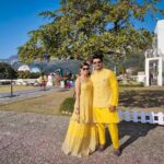 Alice Kaushik Instagram - Kanwar me in sunshine 🎶☀️💛 Outfits: @laganwedding Styled by : @styledbyhenal Earrings : @johoriindia 💫 #Haldi #pyaarmeinsharabhi