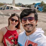 Alice Kaushik Instagram - Zara zara udne ko karne laga dil mera! ❤️ How are you celebrating #Valentines today? I'm stuck with this one as usual. 🙈🤣❤️ #Co-actorBaneCo-pilot With : @sbsabpnews @girlwithrucksack 🌸