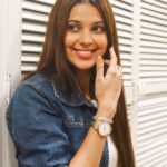 Alice Kaushik Instagram - Wearing my heart on my sleeve along with my time on my wrist, this festivities and always. ✨ Paired my #OOTD with my favourite watch from @danielwellington today. Love how it effortlessly amps-up the look. Shop now with upto 15% off and an additional 15 % off with my code DWALICE. Happy Shopping #DWali #DanielWellington #ad Shot by : @shotbysushobh