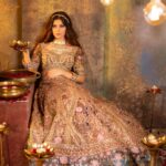 Alice Kaushik Instagram - Aapki aankhon mein kuch, meheke hue se raaz hain Aapse bhi khoobsurat , Aapke andaaz hain 💓 Photography : @luvisrrani MUA: @nehaadhvikmahajan
