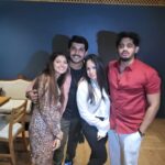 Alice Kaushik Instagram - It was a happy happy birthday. What a night. Nothing but love in the air. I love each and every person who made it possible. Thank you. You are all rockstars. ❤️❤️❤️❤️❤️❤️❤️ Location : @mannrangi couldn’t have found a better vibe for my birthday. You guys were lovely ❤️💖