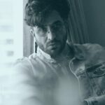 Aly Goni Instagram - “Teri mehfil mein lekin hum na honge… ✨