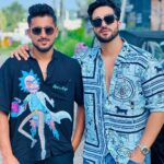 Aly Goni Instagram - “Kisi ki baatien befizul hai.. kisi ki khamoshi kehar” 🎭