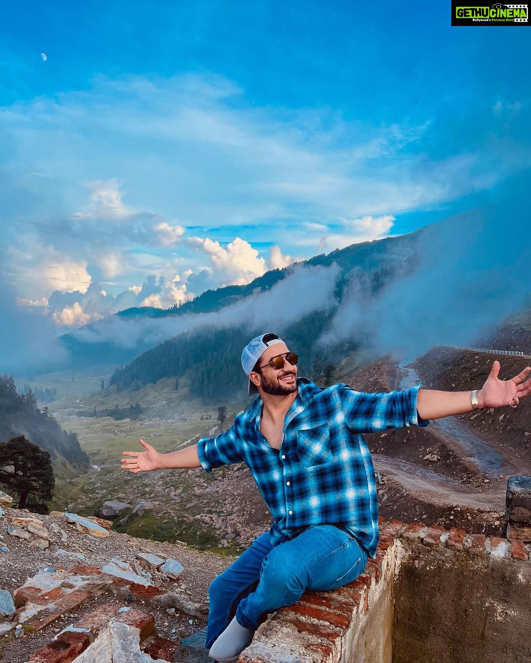 Aly Goni Instagram - Mera Asli Ghar.. Mera bhaderwah .. ❤️ Bhaderwah Valley