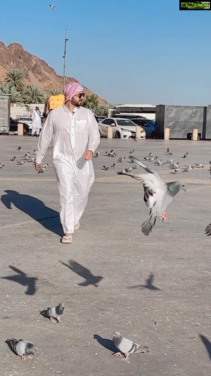 Aly Goni Instagram - “Kindness is a mark of faith and whoever is not kind has no faith” - Prophet Muhammad (ﷺ)