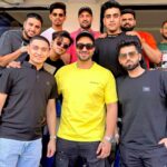 Aly Goni Instagram - A 24 hour trip to hyd with my brothers 😍What a fun day it was 🤪 #INDvsNZ and thanks to my bro @ofurqano for the best hospitality in Hyderabad as always ❤️ Rajiv Gandhi International Cricket Stadium