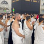 Aly Goni Instagram - Allhamdulillah 🤲🏻❤️ #Umrahwithakt Masjid Al Haram Makkah - مسجد الحرام مكه المكرمه