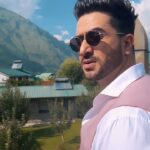Aly Goni Instagram - Going to the Body shop.. See y’all later 👋🏼 😂