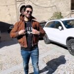 Aly Goni Instagram - Randomly found this cover by Toshi Singh on Yt and loved it ❤️ so socha aap sab ke saath share karu because this song is trending 🫶🏻