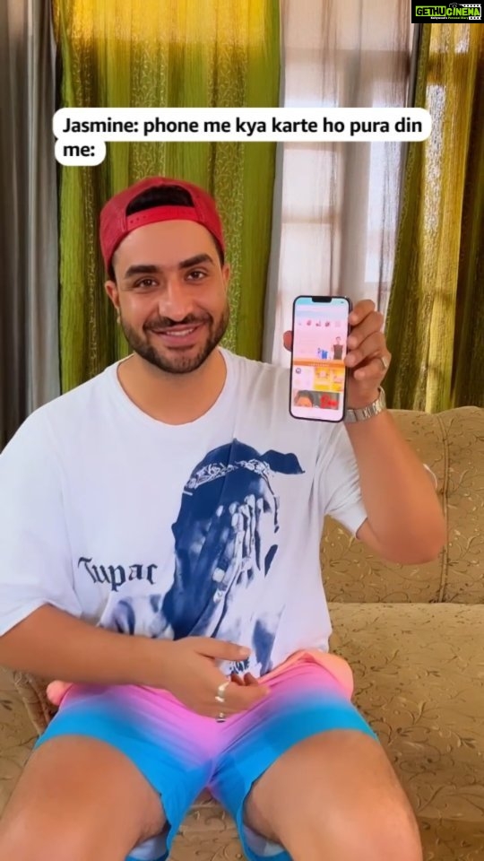Aly Goni Instagram - @jasminbhasin2806 sun rahi hai? atrangi aur hatke shows woh bhi FREE! tabhi toh phone se nazar nahi hatati! π€·π»ββοΈ #YoungJantaKoYahiMangta #AmazonminiTV #WatchNow #WatchFree #AlyGoni #JasminBhasin