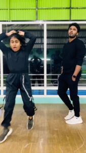 Amir Instagram - AA COMBO back again  @alhena_ads  muthu #thunivu #chiilachilla  #ak #ajithkumar #ajithkumarfans #thunivuupdate #thunivepongal