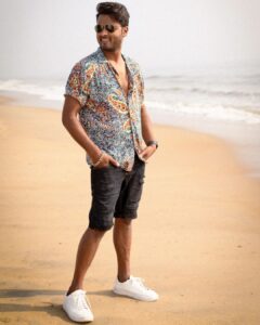 Amir Instagram - The only thing that matters in life,
It's your own opinion about yourself 

Styled by @indu_ig 
Photography @pallaviperiasami 
Assisted by @abishek_karthick_k 
Outfit @walking_street__