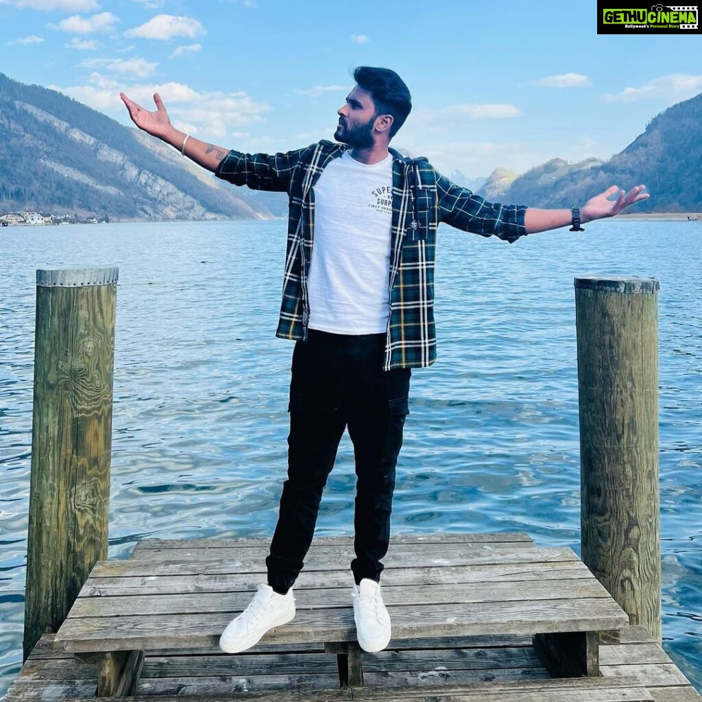 Amir Instagram - 🏔️🏔️🏔️🏔️🏔️ Switzerland