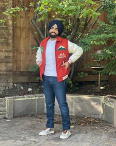 Ammy Virk Instagram - Beauty begins the moment
you decide to be yourself ❤️