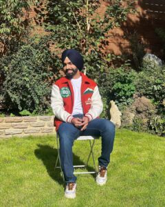 Ammy Virk Instagram - Beauty begins the moment
you decide to be yourself ❤️