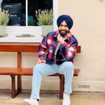 Ammy Virk Instagram - "We're all a little weird. And life is a little weird. And when we find someone whose weirdness is compatible with ours, we join up with them and fall into mutually satisfying weirdness and call it love -true love."