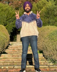 Ammy Virk Instagram - I love you 💜