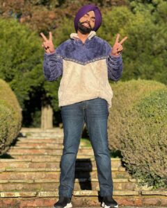 Ammy Virk Instagram - I love you 💜