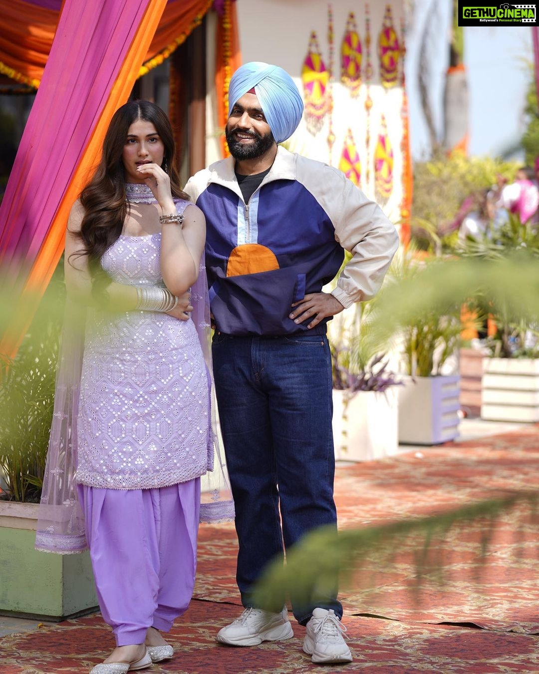 Ammy Virk Instagram - Kunndhi mucch ❤️ releasing tomorrow ❤️