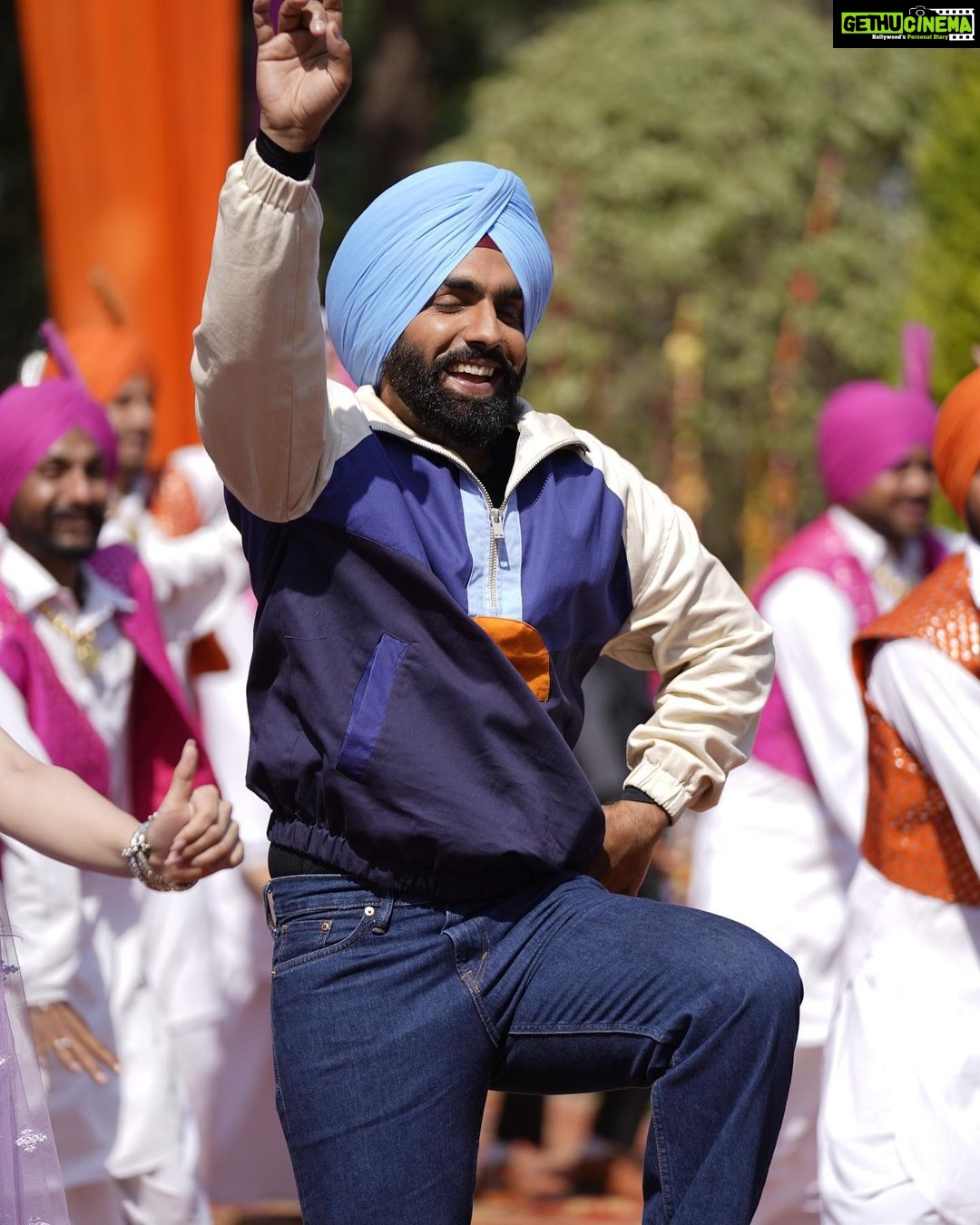 Ammy Virk Instagram - Kunndhi mucch ❤️ releasing tomorrow ❤️