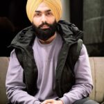 Ammy Virk Instagram - Layers ❤️ (Full Album) will out soon at 1:59pm on 3rd feb, youtube link is in bio.. so plz do subscribe for more information guyz. I love u so much… have fun… #peace Waheguru ji bless everyone ❤️