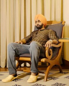 Ammy Virk Instagram - The best
is yet to be ❤️
#layers 3rd feb ❤️